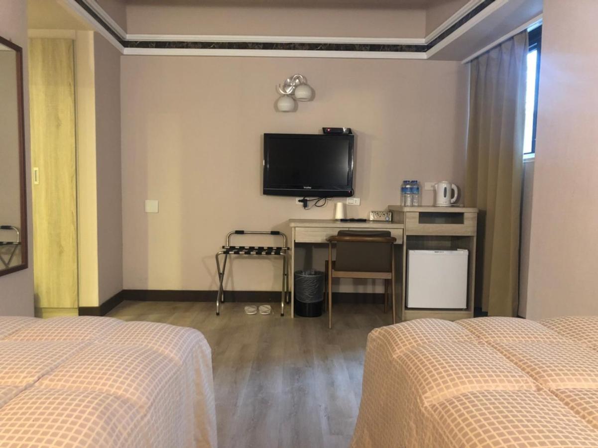 Doitsu Hotel Taipei Exterior photo